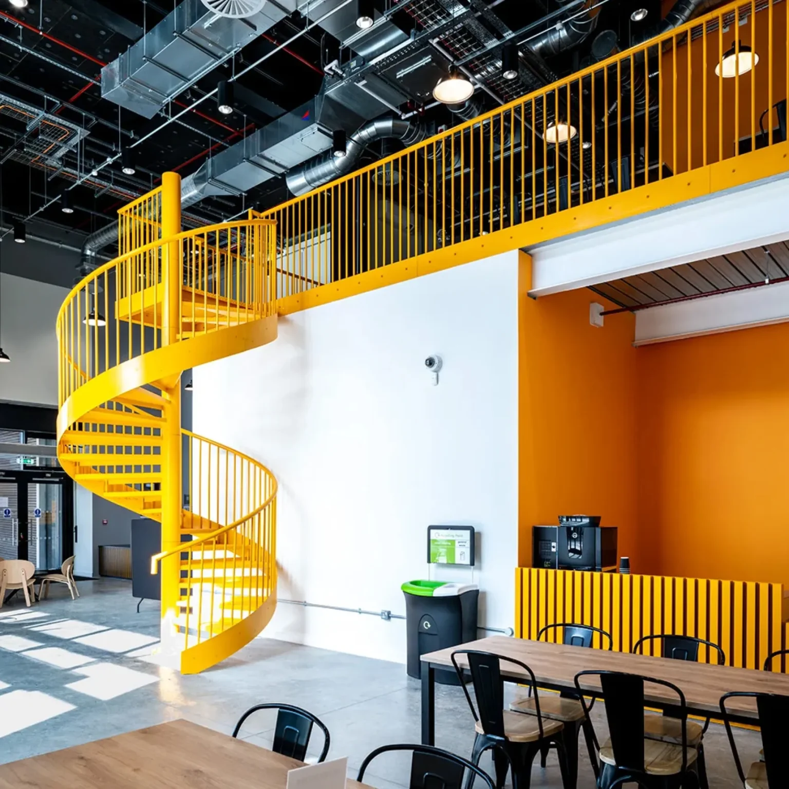 B3738 Bewonder Website Insights Industrial Image 3 1 1536x1536 1